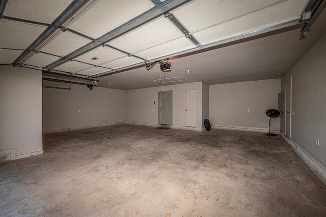 Building Photo - 8404 NW 158th St