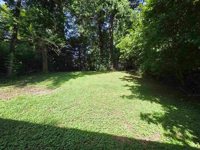 Building Photo - 3545 Debby Dr