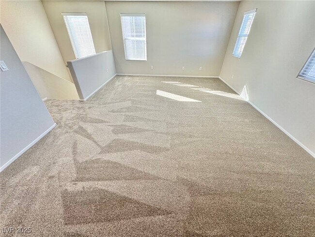 Building Photo - 9413 Sweetwood Ave