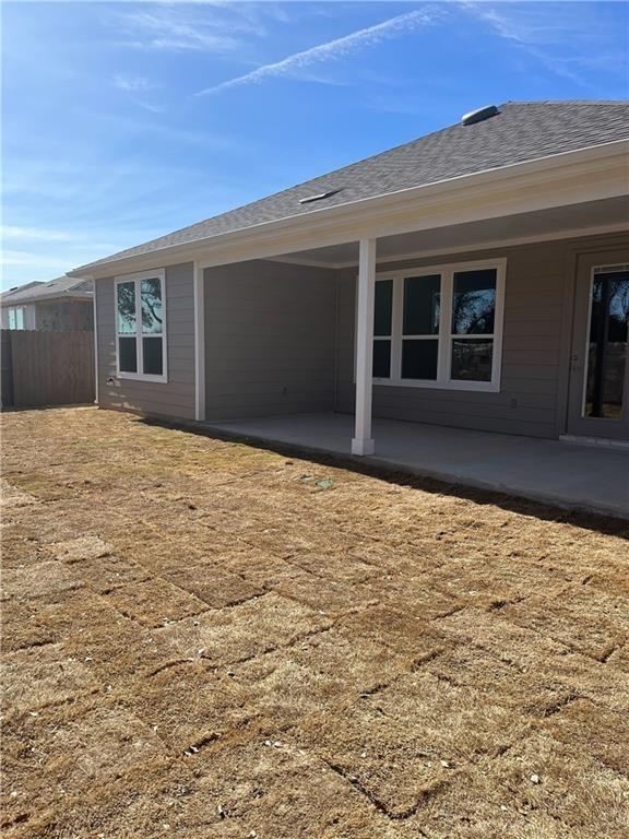 Building Photo - 121 Slenderleaf Dr