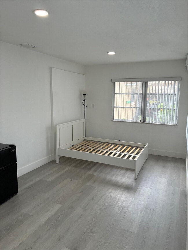 Building Photo - 7309 NW 62nd St