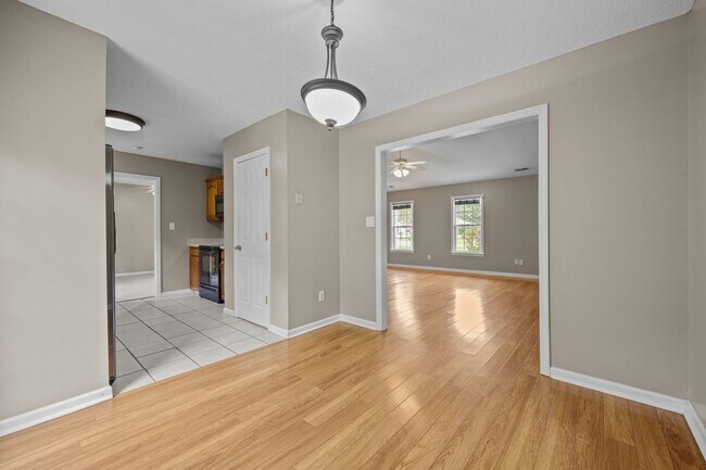 Building Photo - Welcome to Jumping Run Creek!