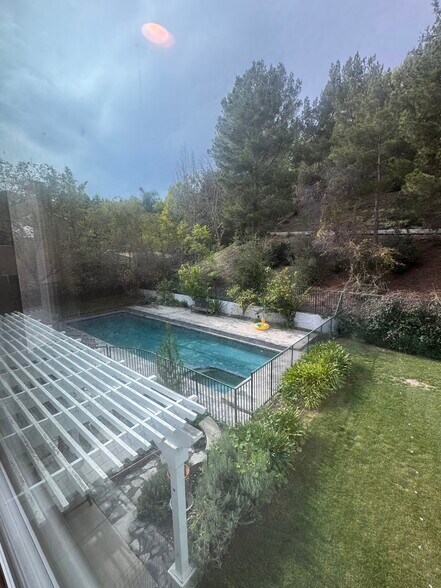 Building Photo - 22259 Dumetz Rd