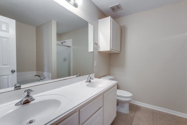 Building Photo - 8442 Rollins Bend Ln