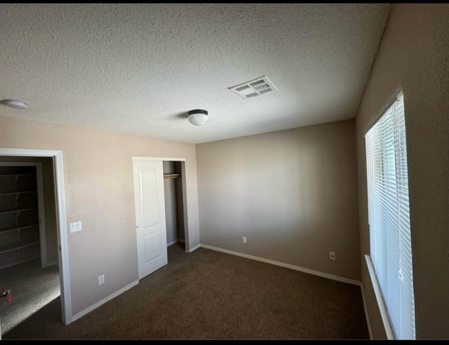 Building Photo - 14263 Hacienda Rock Dr