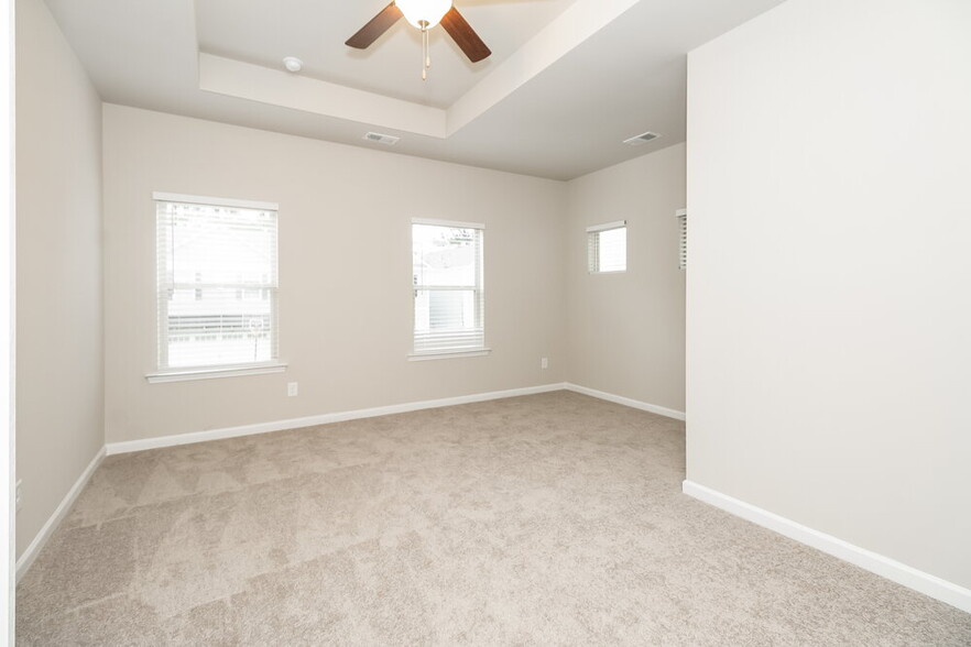 Building Photo - 139 Preserve Dr