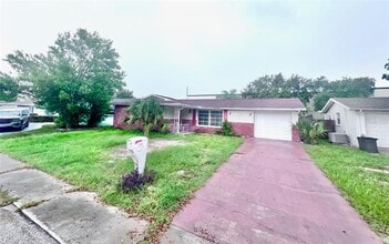 Building Photo - 7204 Isle Dr