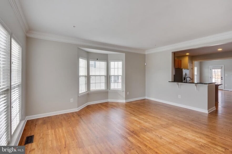 Building Photo - 9684 Atterbury Ln