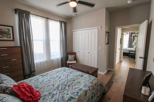 Building Photo - RENOVATED 3-BEDROOM HOME IN BEACON HILL