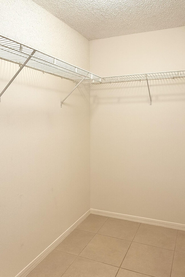 Building Photo - 9778 Nickels Blvd