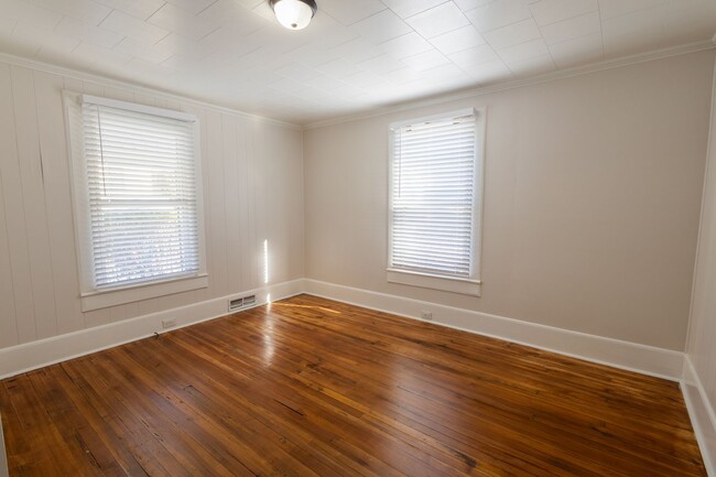 Building Photo - 3 bed in Winston-Salem