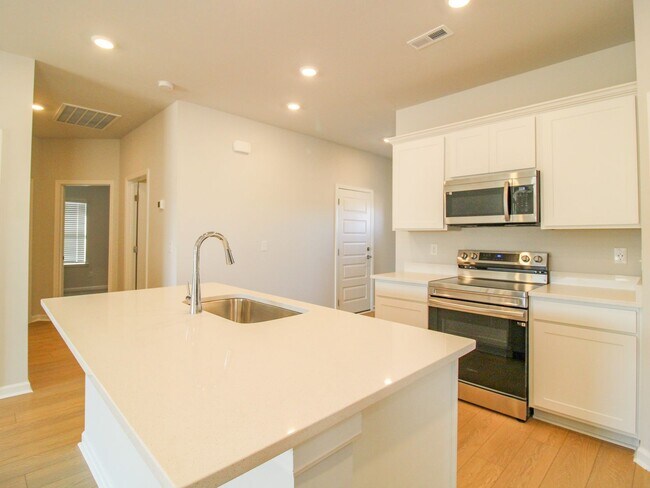 Building Photo - East Limestone Home at Craft Springs near Mooresville Rd and New Publix!