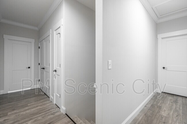 Building Photo - 1908 Cypress Ln