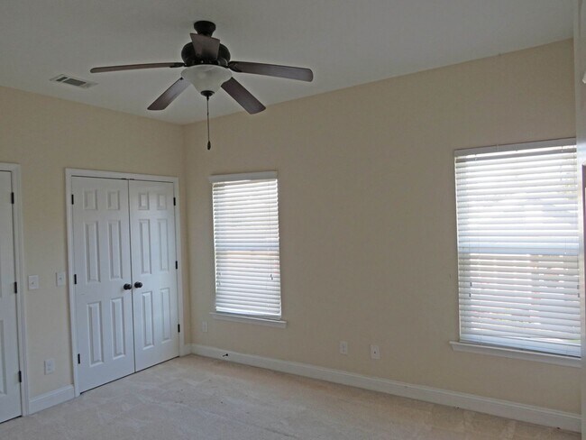 Building Photo - AVAILABLE SEPTEMBER, 2023