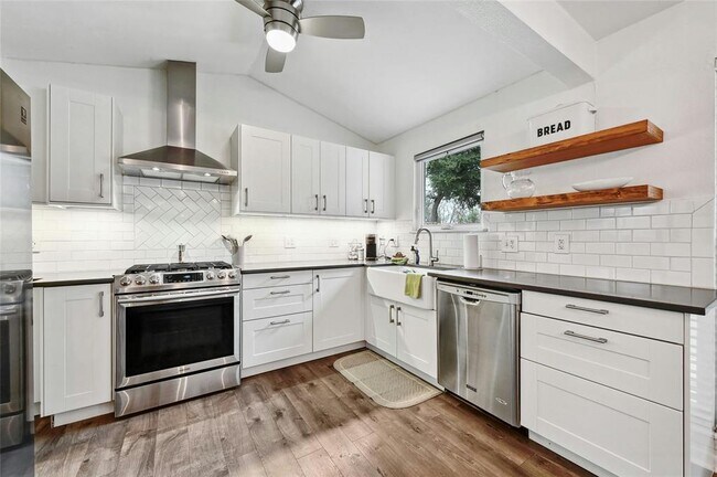Building Photo - 507 Krebs Ln