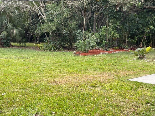 Building Photo - 14155 Old Cutler Rd