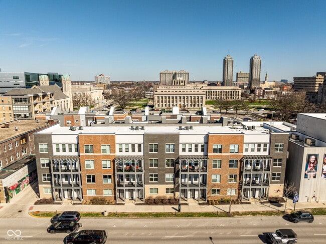 Building Photo - 727 N Illinois St
