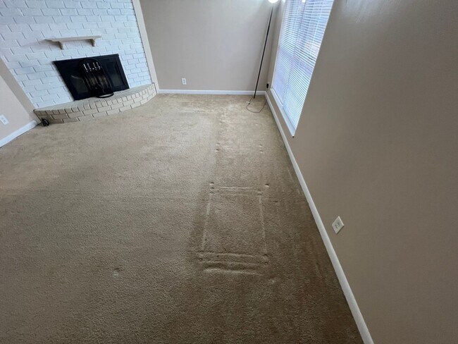 Building Photo - Old Hickory / Nolensville Rd 3bed 2.5 bath