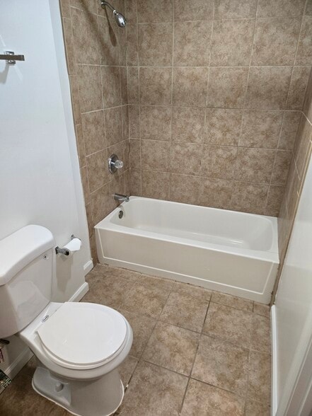 Building Photo - 5142 New Stead Ct