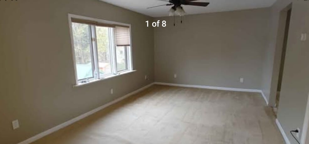 Building Photo - 19 1st St