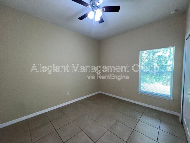 Building Photo - 645 Bluebill Ct