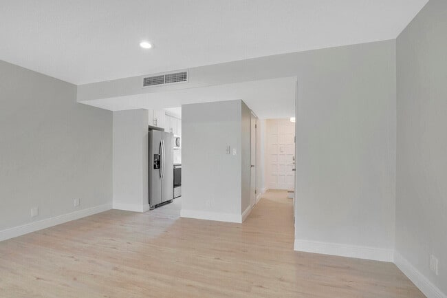 Building Photo - 4373 Trevi Ct