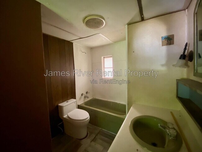 Building Photo - 117 Pomona Ct