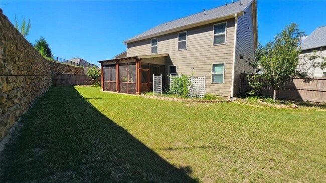 Building Photo - 4750 Sanderling St