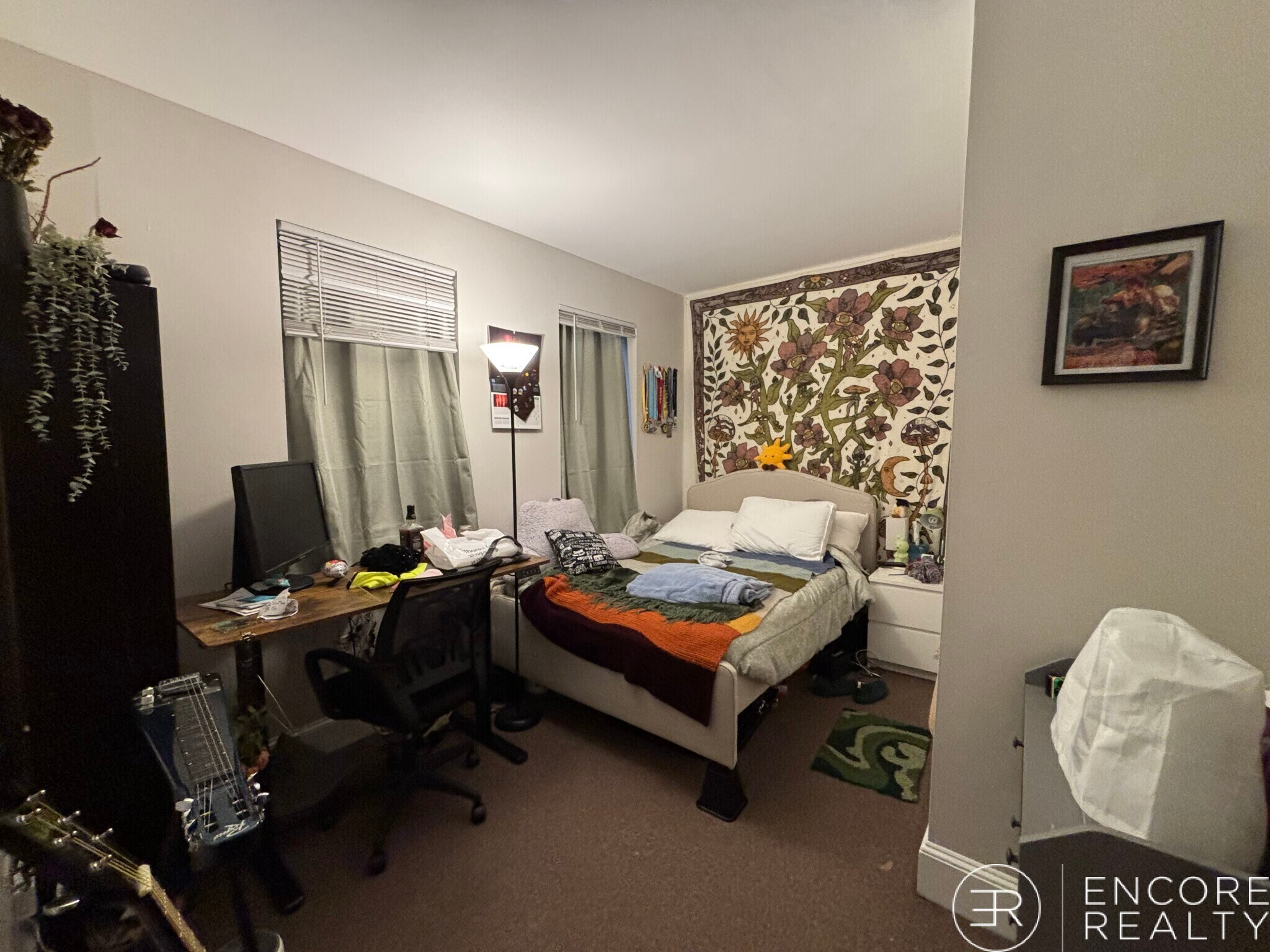 Building Photo - 8 Aberdeen St