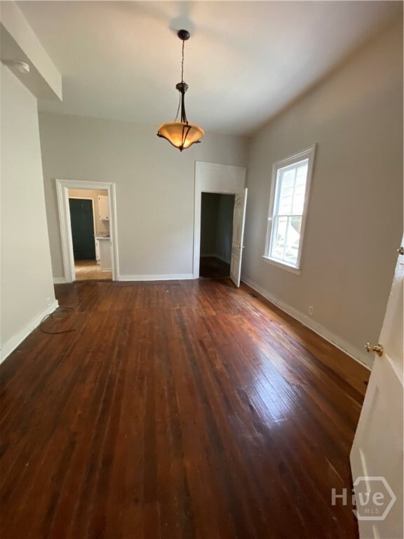 Building Photo - 516 W 38th St