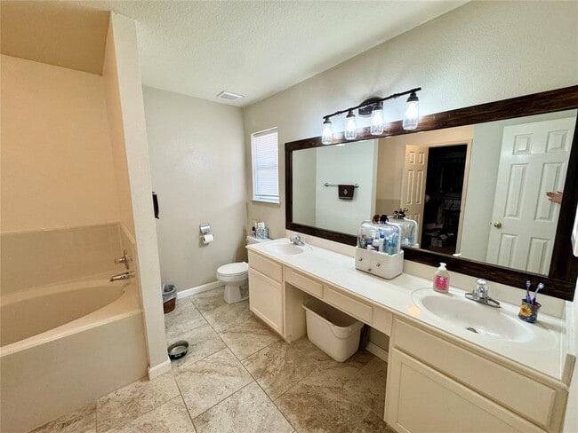 Building Photo - 14218 Cypress Meadow Dr