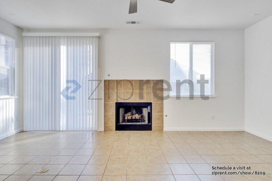 Building Photo - 808 Ann Marie Dr