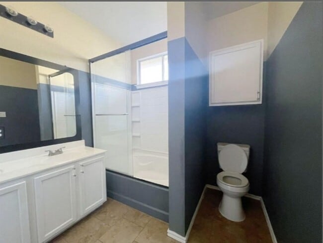 Building Photo - 18208 Maxa Dr