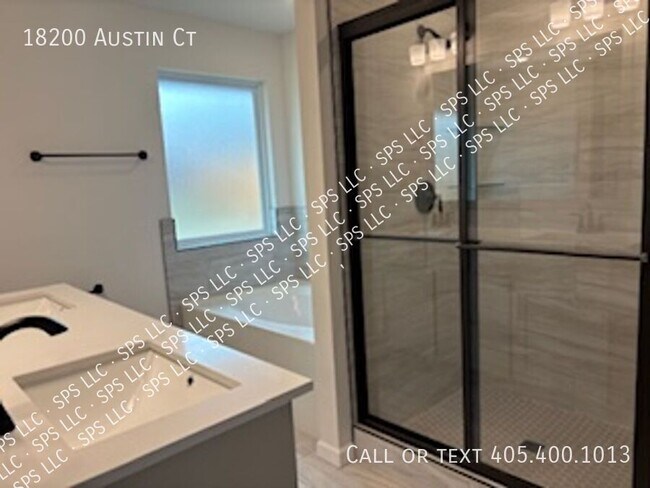 Building Photo - 18200 Austin Ct