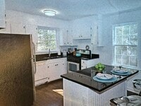 Building Photo - 1127 Clifton Rd N E