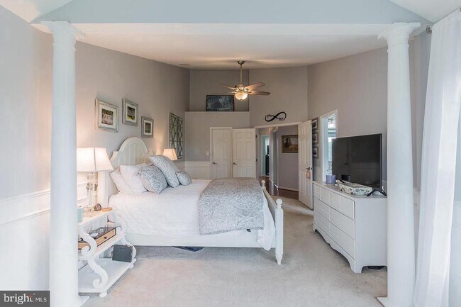 Building Photo - 43125 Holtby Square
