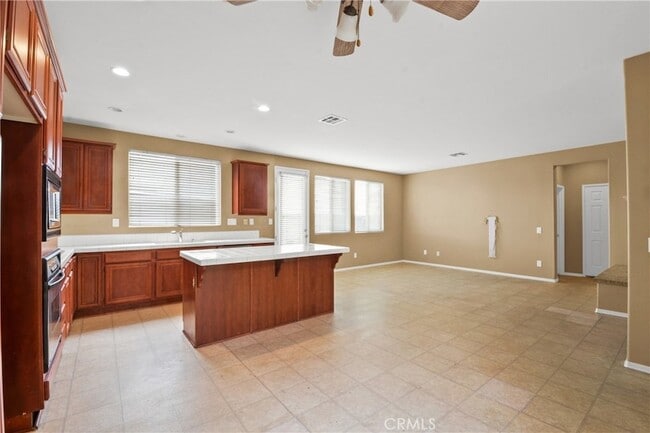 Building Photo - 12209 Saxon Dr