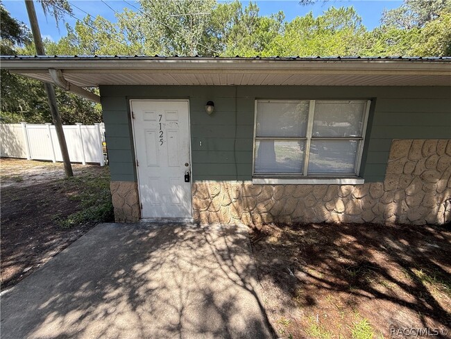Building Photo - 7125 W Porpoise Dr