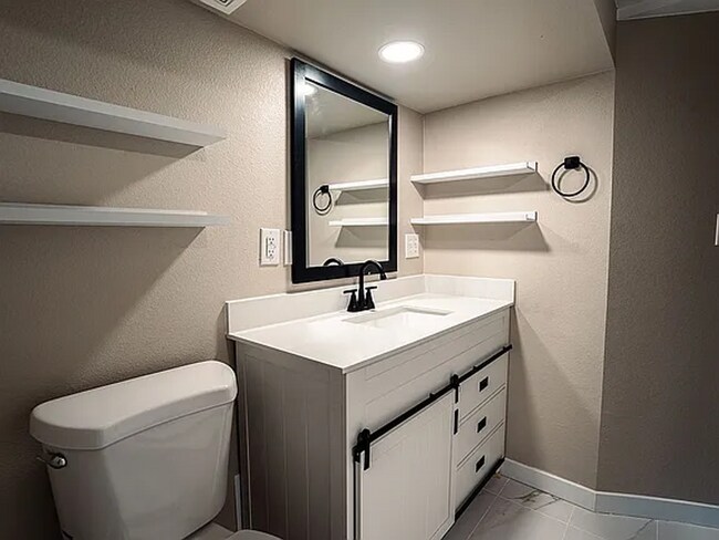 Building Photo - Remodeled 3 bedroom, 3 bath home with additional non-conforming bedroom in basement
