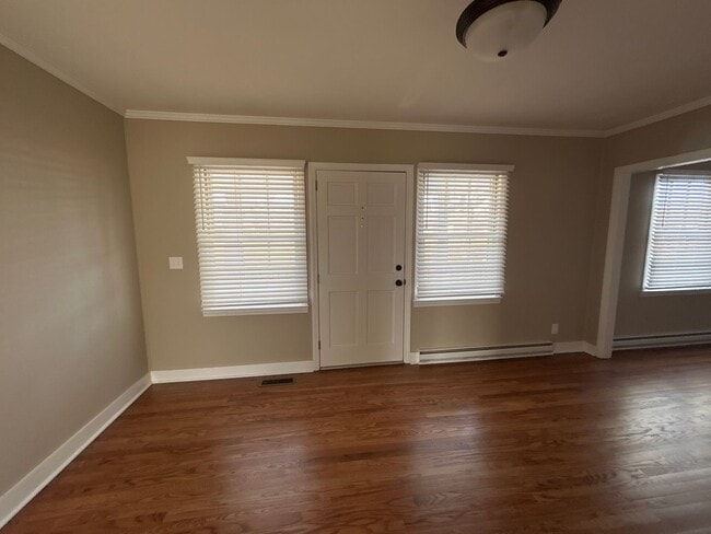 Building Photo - 3 bedroom/2 bath rental in Double Branches Community - $2000 per month - NO water fee; owner main...