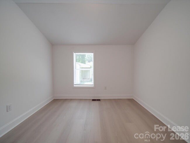 Building Photo - 1012 Wood St