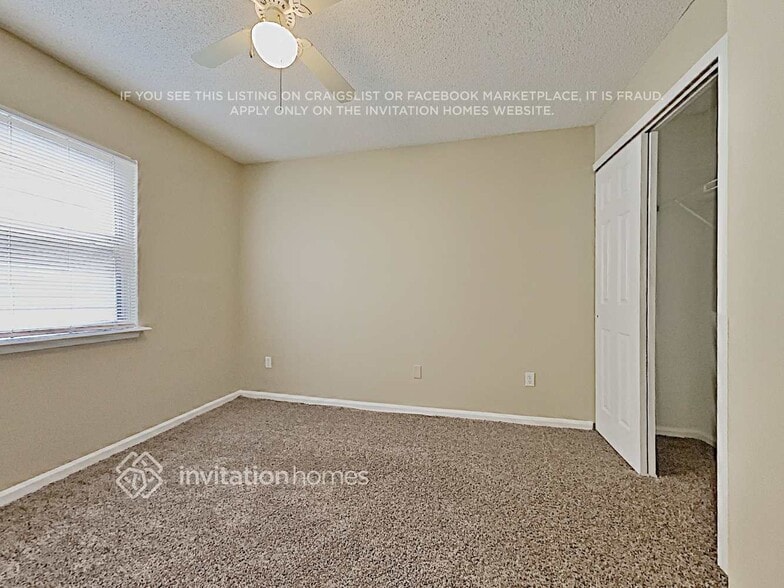 Building Photo - 1163 Radis Pl