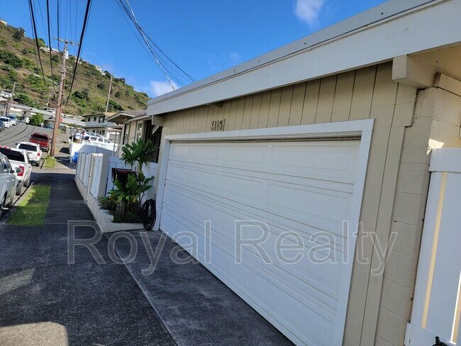 Building Photo - 3415 Kalua Rd