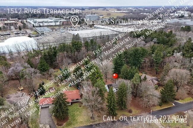 Building Photo - 1542 River Terrace