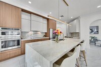 Building Photo - 11163 NW 69th Pl