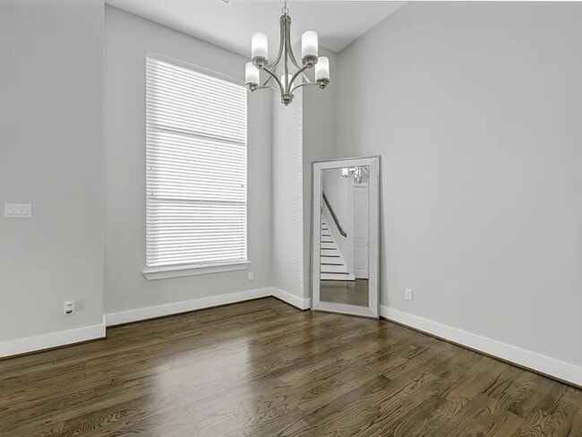 Building Photo - 1814 Thompson St