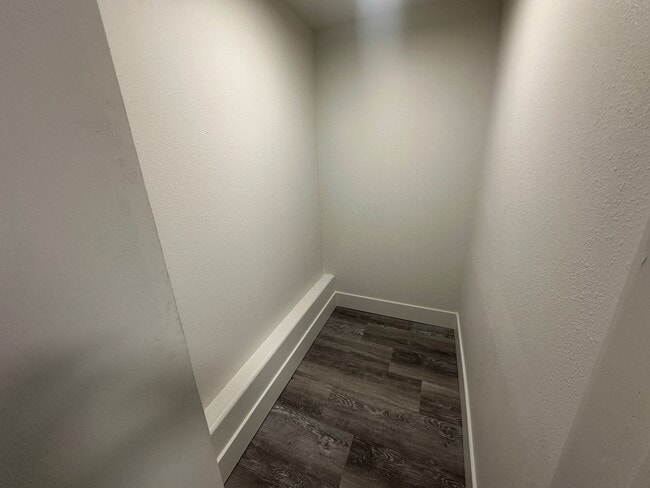 Building Photo - K7OH