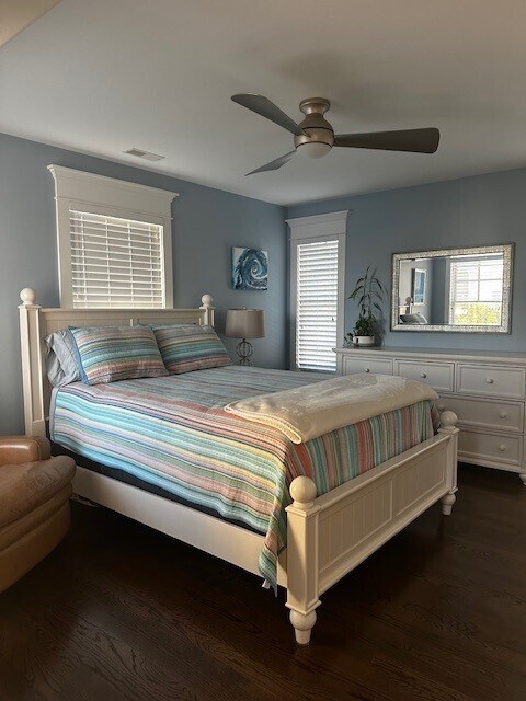 Building Photo - 111 N Evergreen Ave