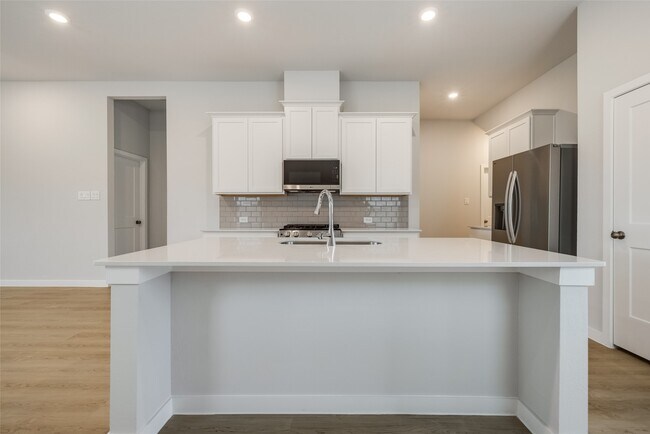 Building Photo - 12534 Nueces River Dr