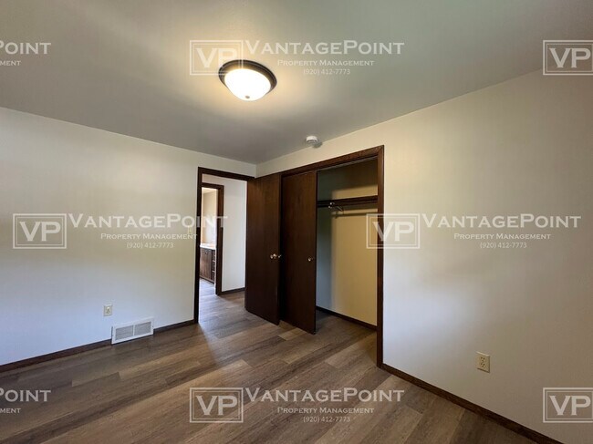 Building Photo - 1217 Driftwood Dr